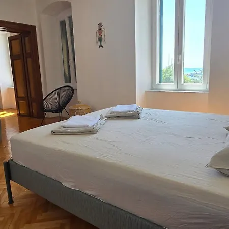 Daire Marineta Sunset